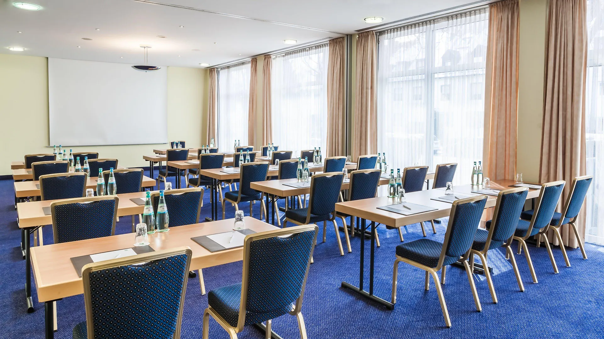 Holiday Inn München Süd, an IHG Hotel